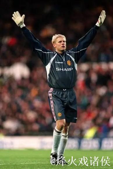 舒梅切尔：维拉绝对具备争冠实力，对阵曼联令人担忧